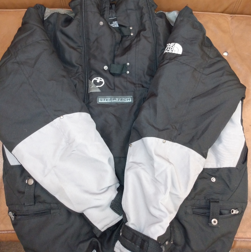North face coat - Picture 3 of 4